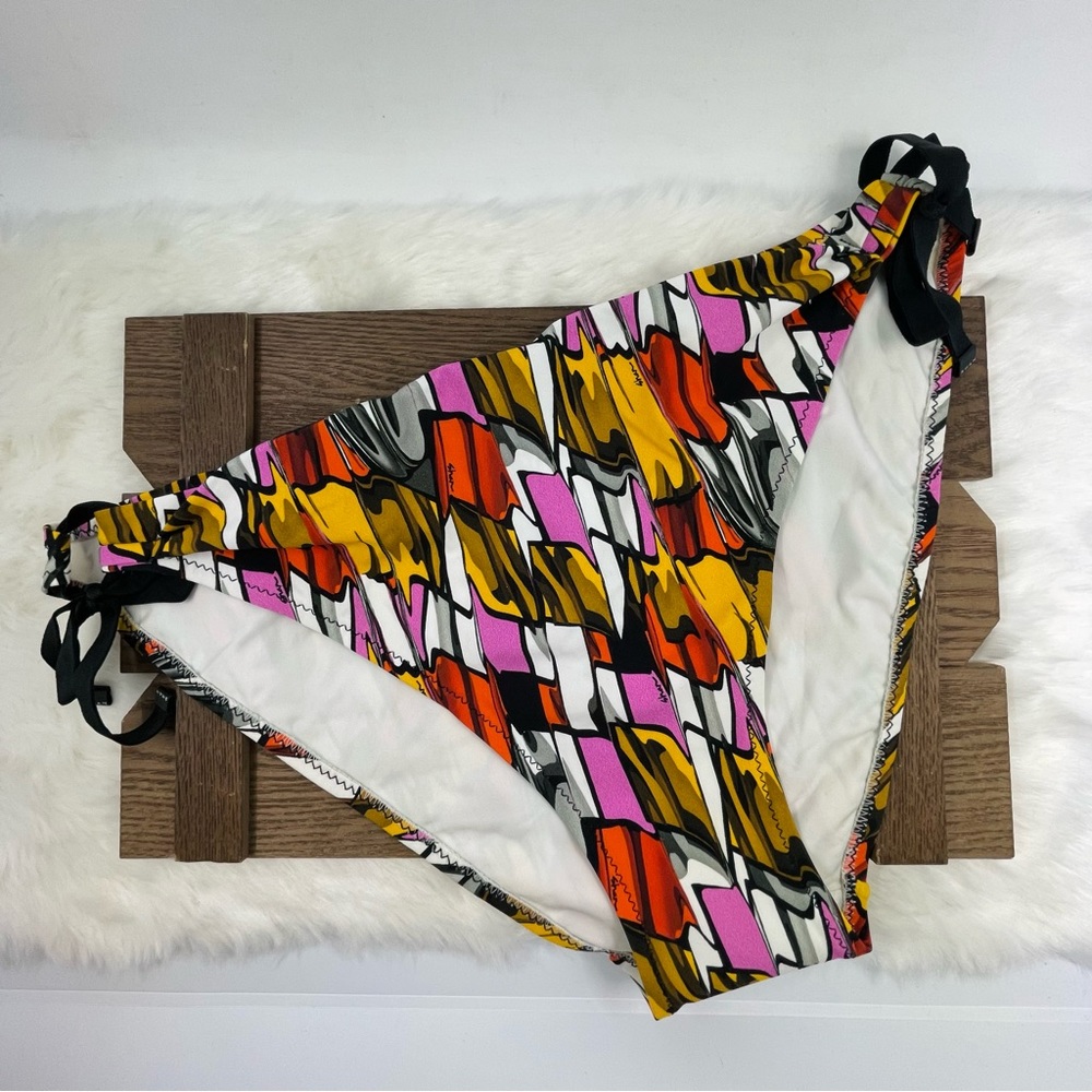 Shan Tie Side Swim Bottom